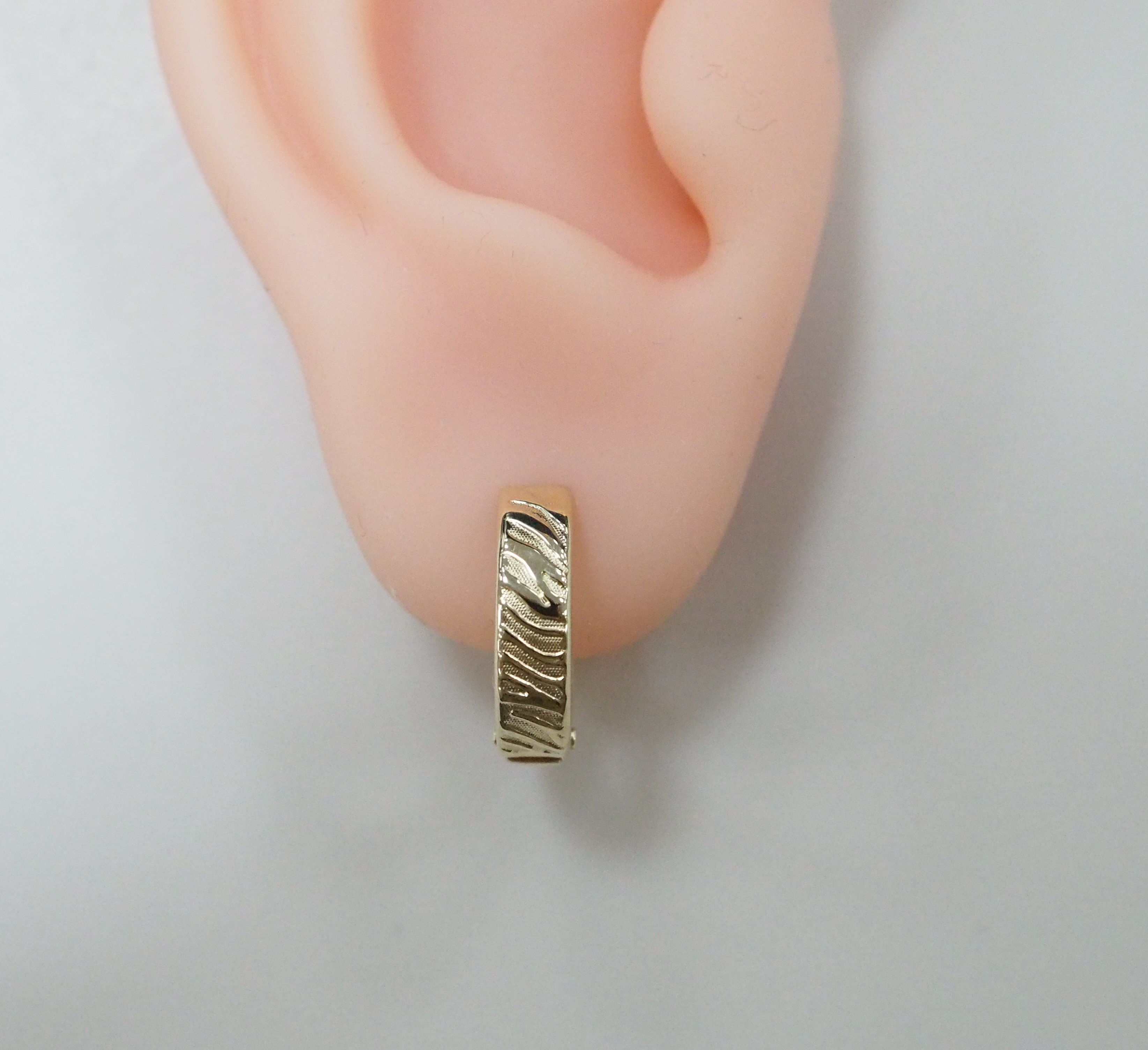 Серьги из желтого золота
